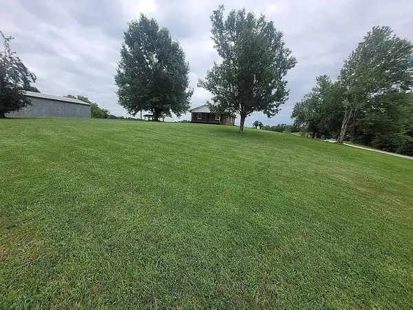 4185 NE 4185 Chipman Ridge Rd Road, Williamstown, KY 41097