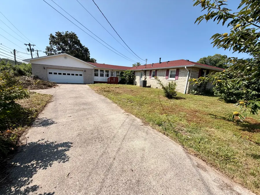 214 Laurel Drive, Berea, KY 40403 - #2