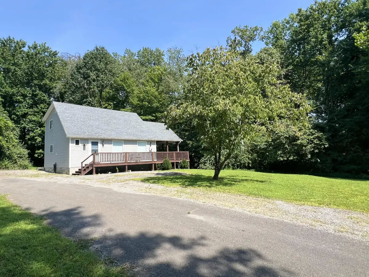 806 Harbor Springs Road, Jamestown, KY 42629 - #1