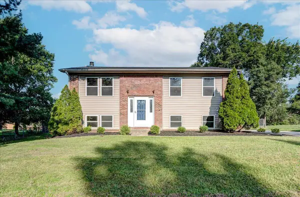 3328 Downing Place, Lexington, KY 40517