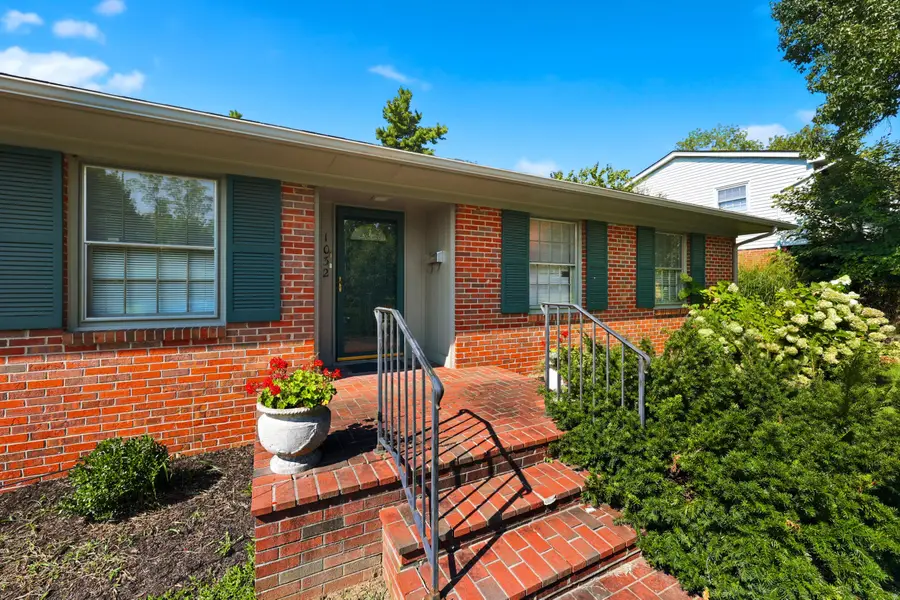 1032 Whitehall Place, Lexington, KY 40517 - #2