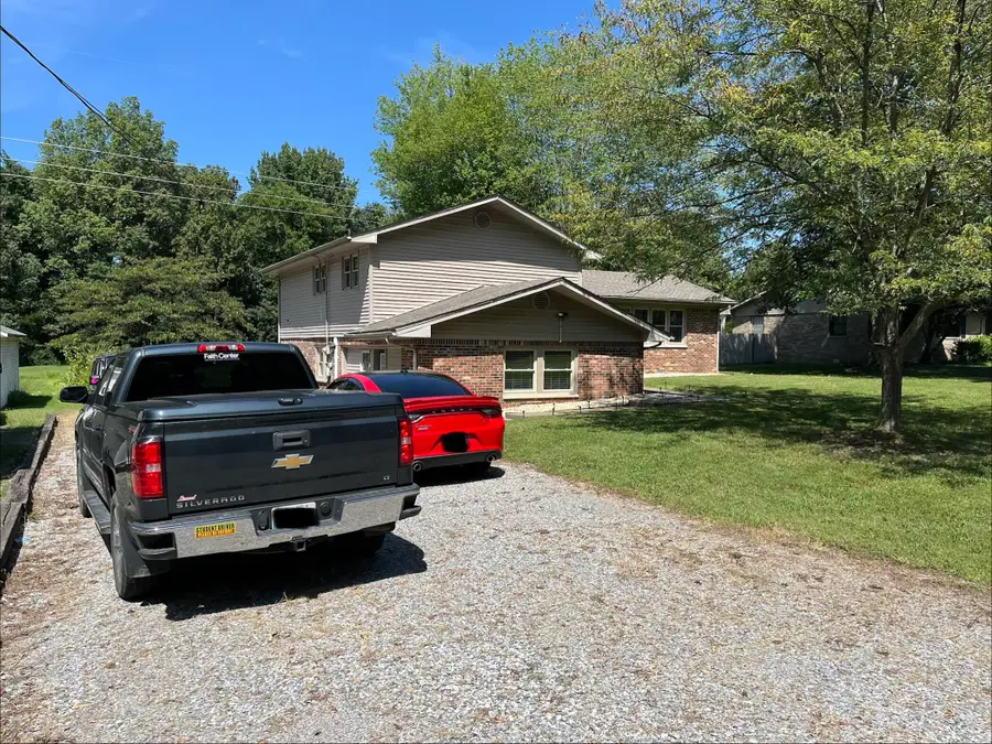 6740 Greenfield Drive, Paducah, KY 42003 - #2