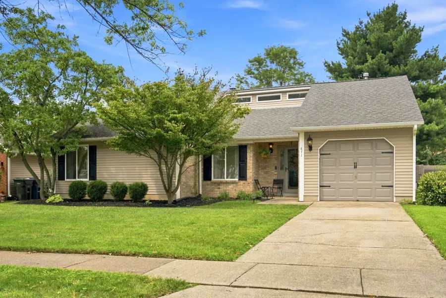 871 Wyndham Hills Drive, Lexington, KY 40514 - #2