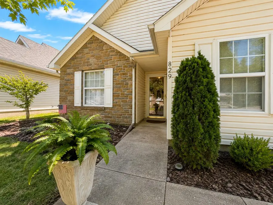 829 Statesman Way, Lexington, KY 40505 - #2