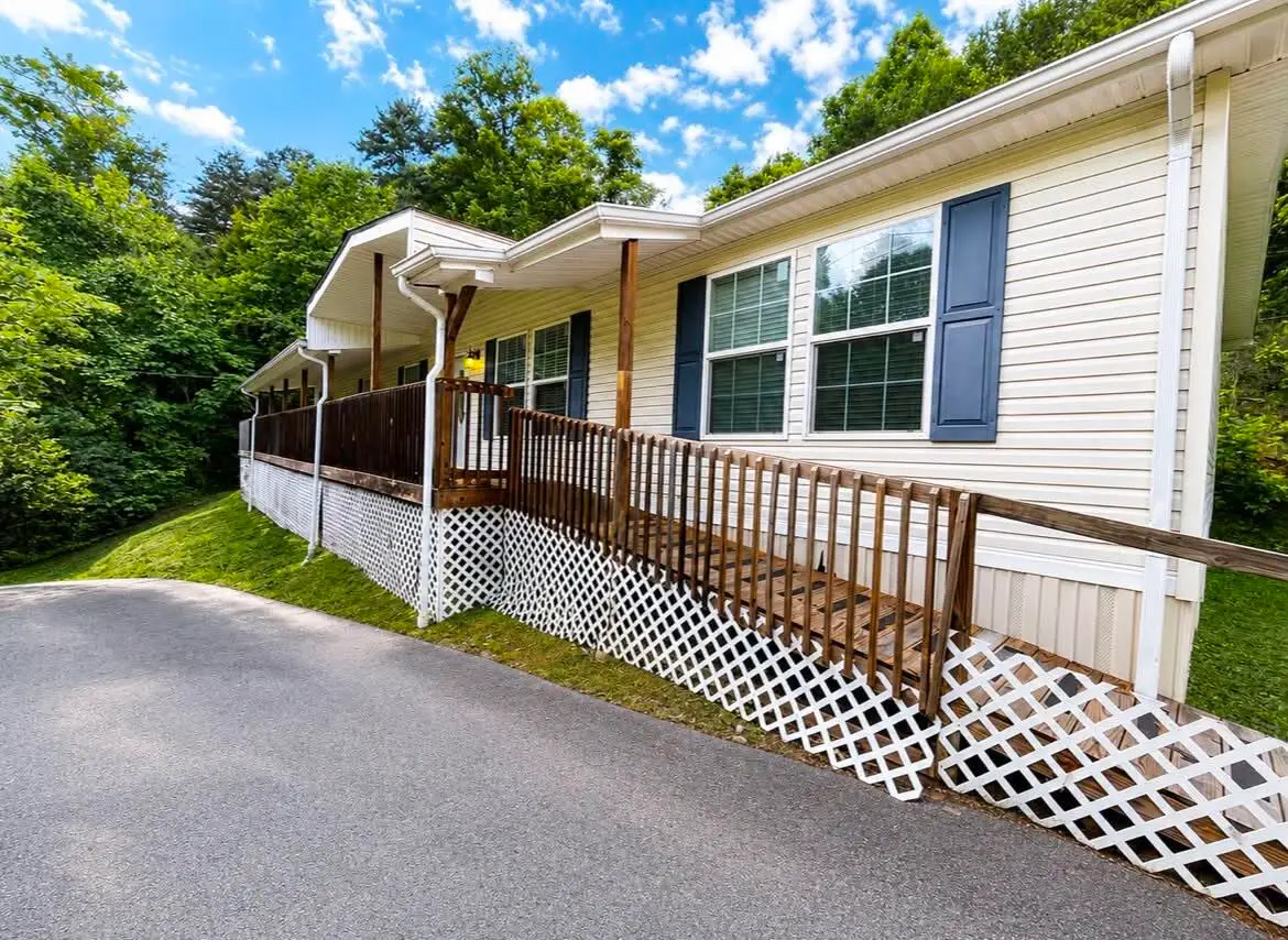2961 Highway 522, Baxter, KY 40806 - #1