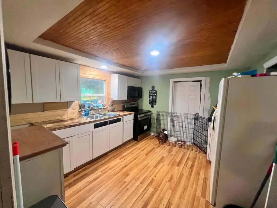 527 N 4th Street, Flatwoods, KY 41139 - #3