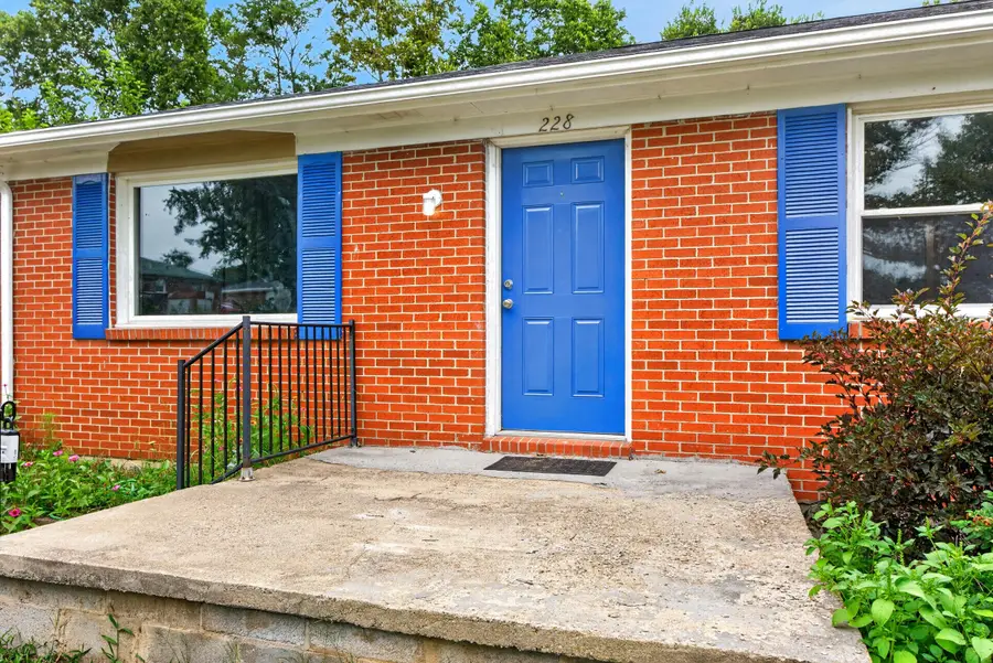 228 Laurel Lane, Nicholasville, KY 40356 - #3