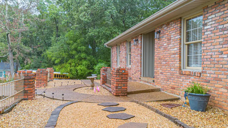 206 Circle Drive, Benton, KY 42025 - #3