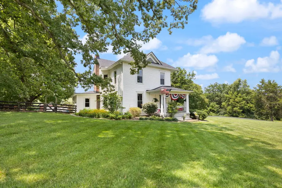 221 Somerset Street, Stanford, KY 40484 - #2