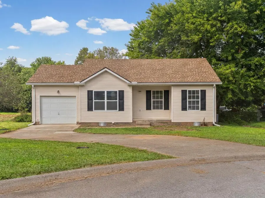 318 Ashley Street, Oak Grove, KY 42262 - #2