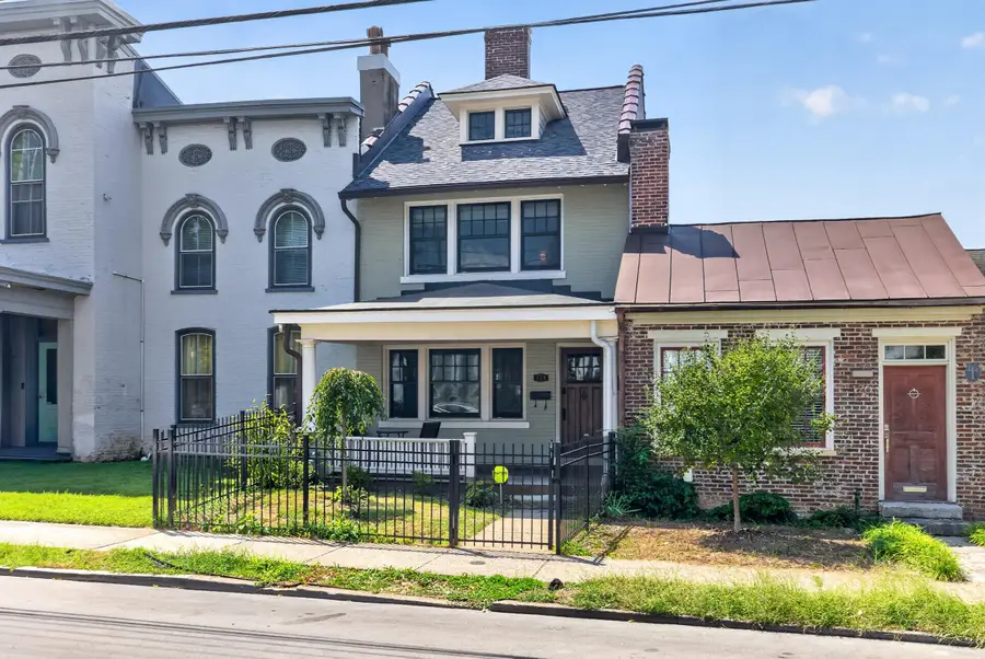 128 E Third Street, Lexington, KY 40508 - #3