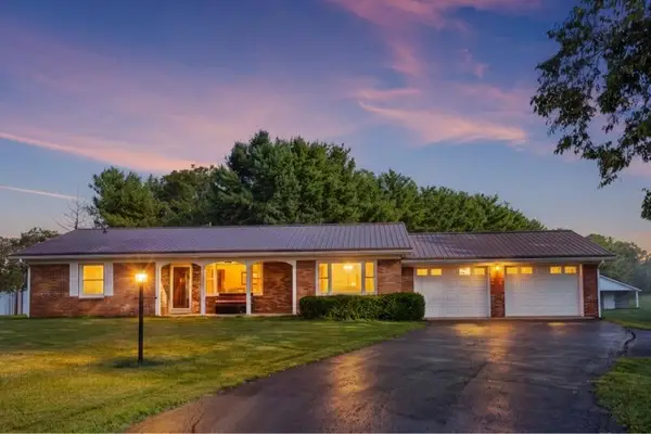 402 Secrest Crossing, Flemingsburg, KY 41041