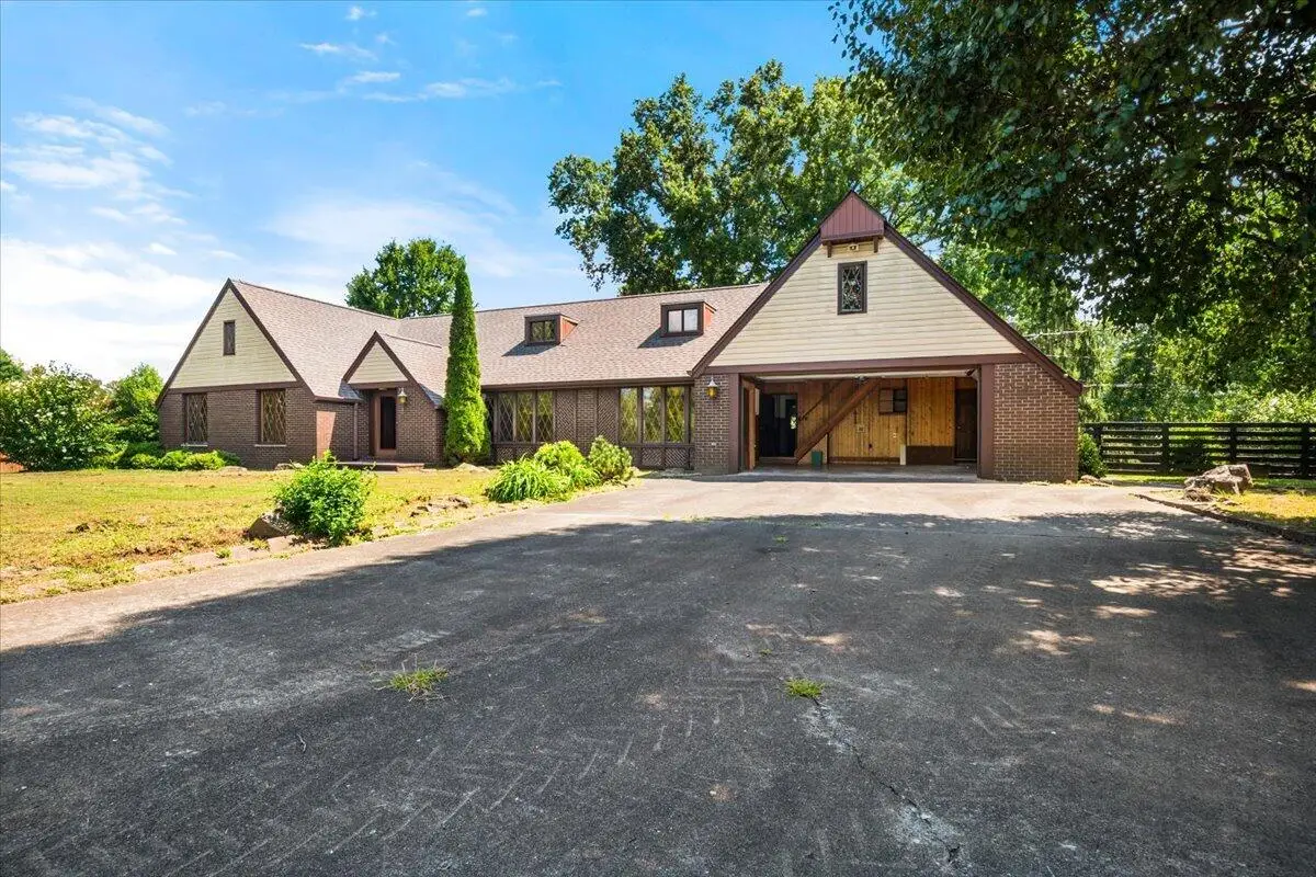 98 E Wyrick Street, Corbin, KY 40701 - #1