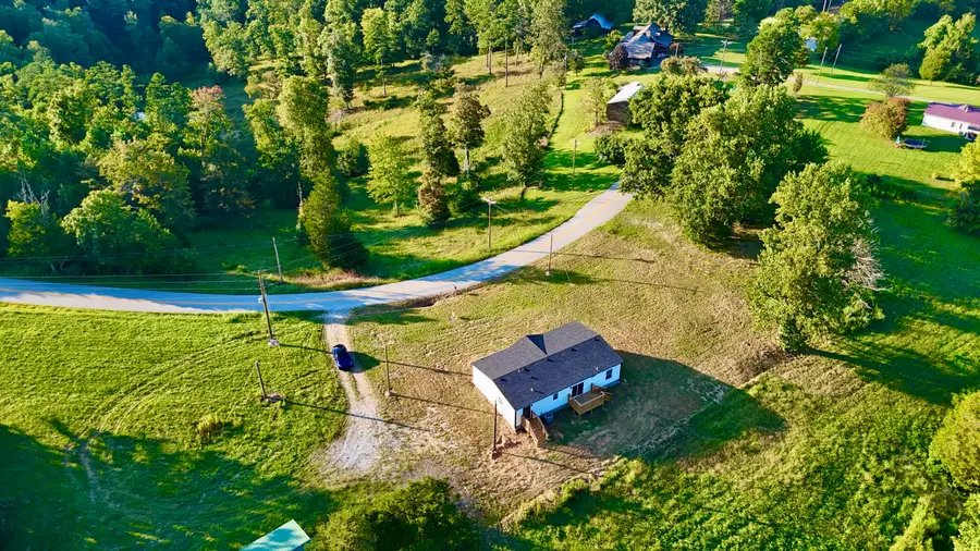 7711 Highway 1643, Somerset, KY 42501 - #2