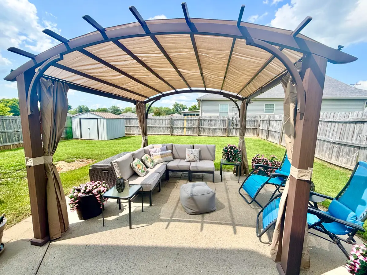 102 Saddlebrook Court, Hopkinsville, KY 42240 - #1