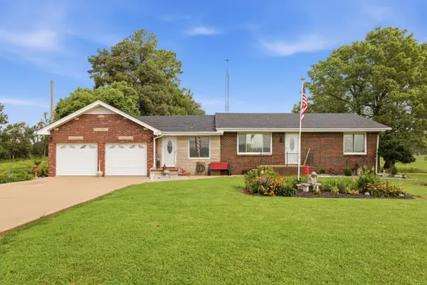 1352 Grant Road, Murray, KY 42071
