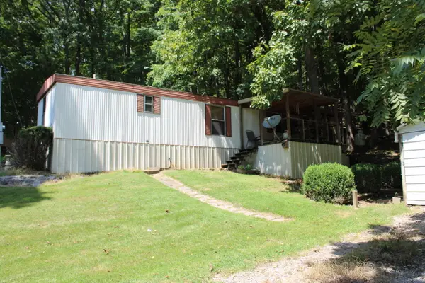 100 Robin Lane, Eddyville, KY 42038