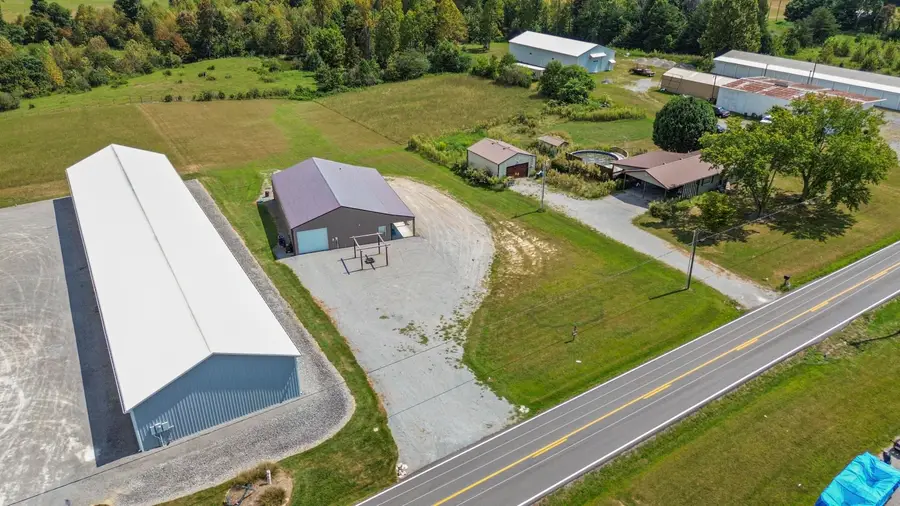 5934 Ky-76, Russell Springs, KY 42642 - #2