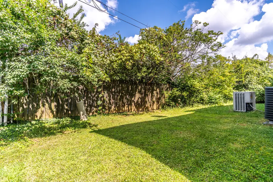 933 Mcclanahan Lane, Lexington, KY 40509 - #3