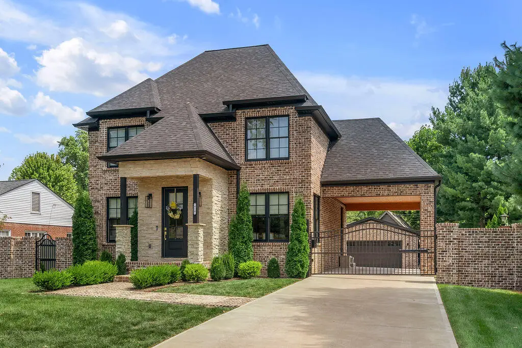 418 Chinoe Road, Lexington, KY 40502 - #1