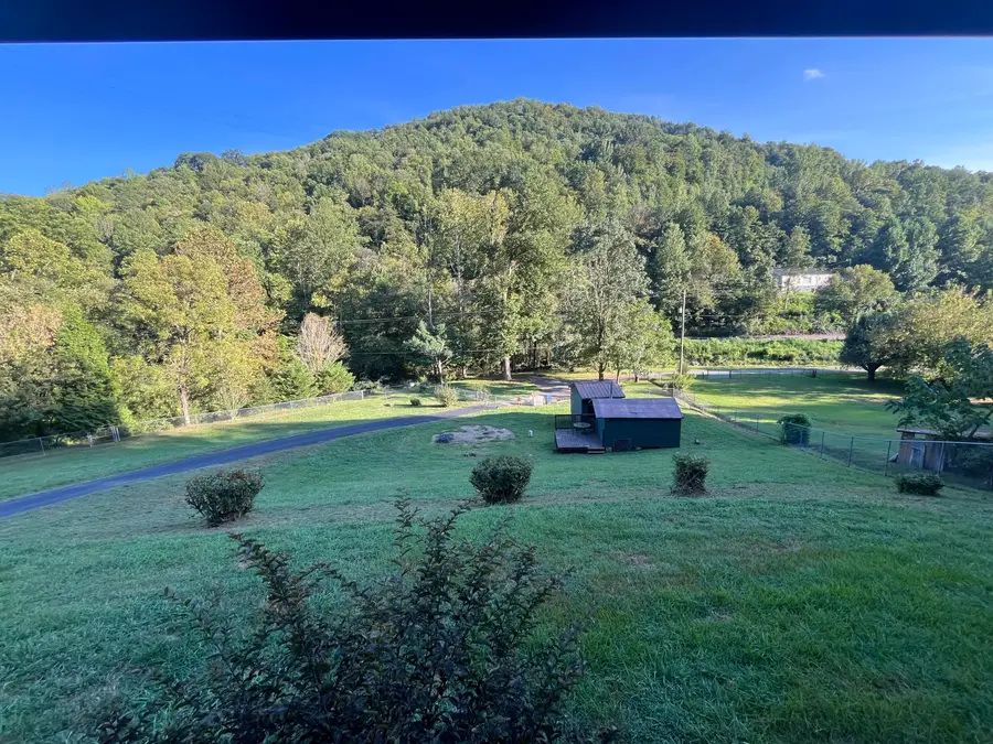341 Long Branch Right Fork Road, Arjay, KY 40902 - #2