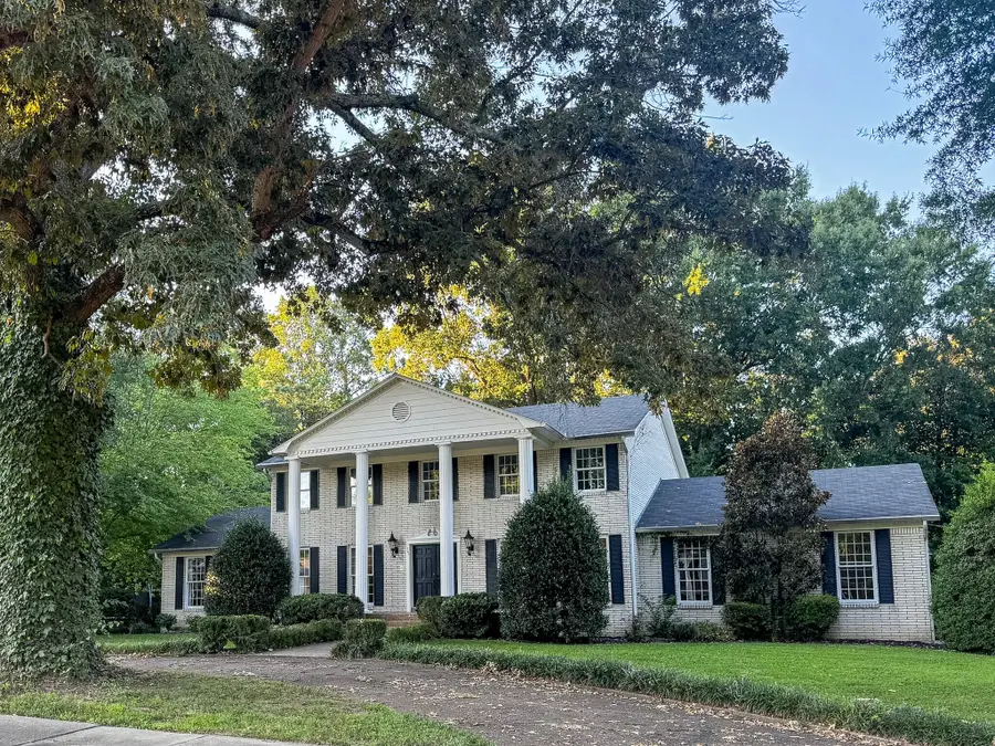 721 E College Street, Mayfield, KY 42066 - #3