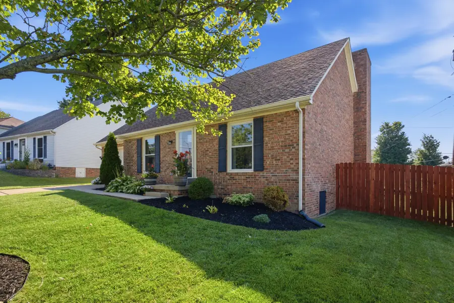 3977 Forest Green Drive, Lexington, KY 40517 - #2
