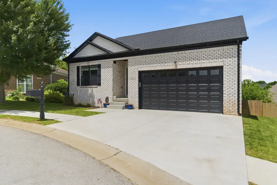 112 Wisteria Lane, Frankfort, KY 40601 - #2