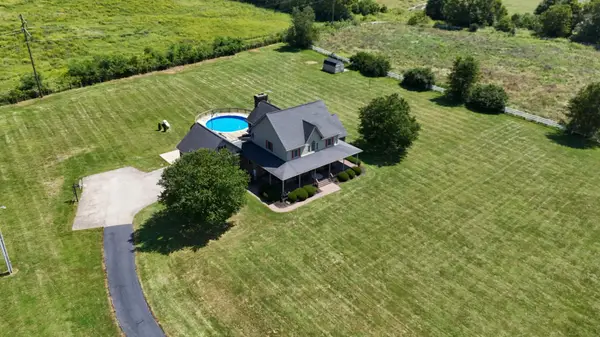 2080 Muir Station Road, Lexington, KY 40516