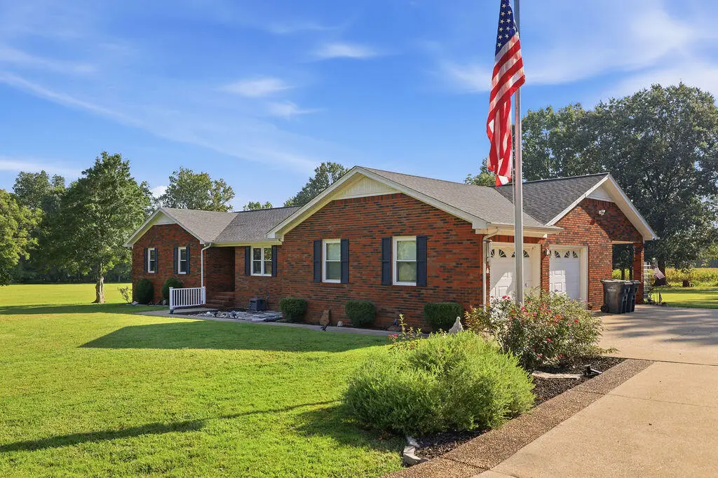 1040 South Gum Springs Road, Paducah, KY 42001 - #1