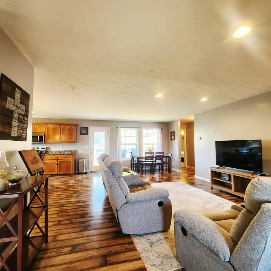 1029 Eagle Point Drive, Berea, KY 40403 - #2