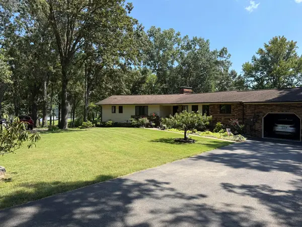53 Lakehurst Lane, Murray, KY 42071