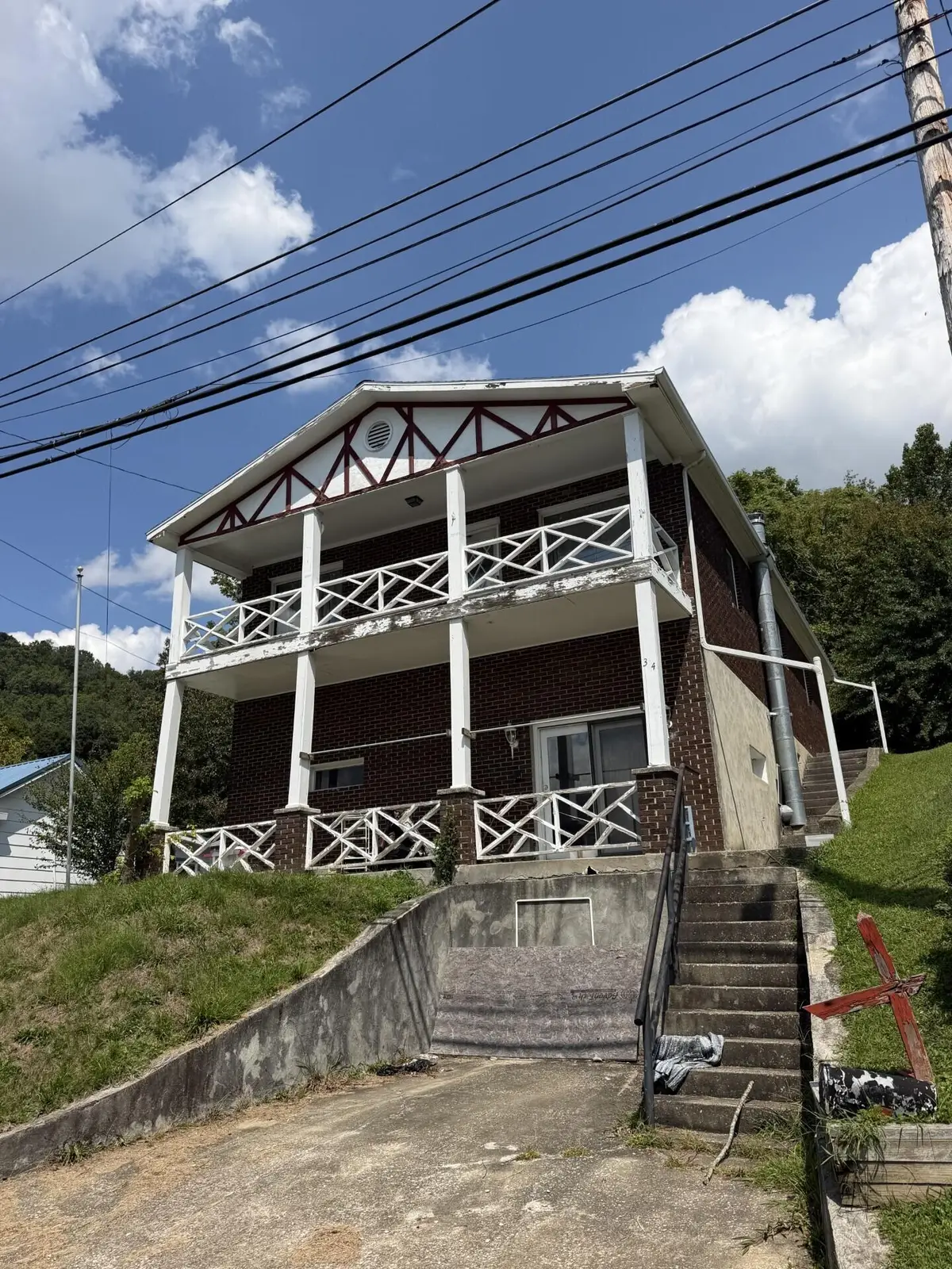 314 N Highland Avenue, Prestonsburg, KY 41653 - #1