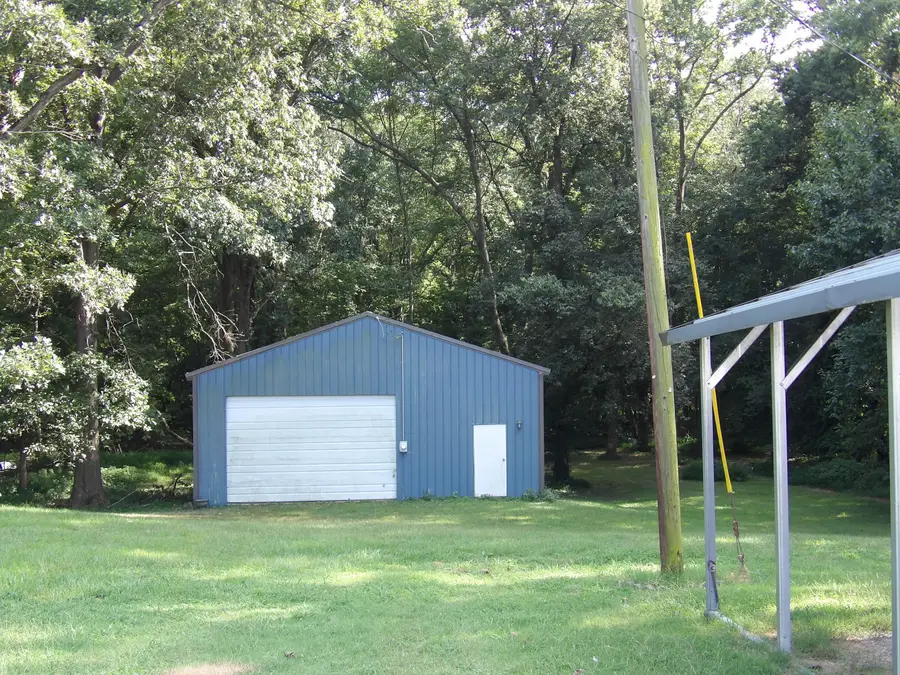 85 Calvert City Circle, Calvert City, KY 42029 - #2