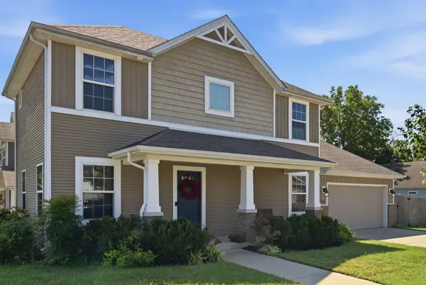 417 White Oak Trace, Lexington, KY 40511
