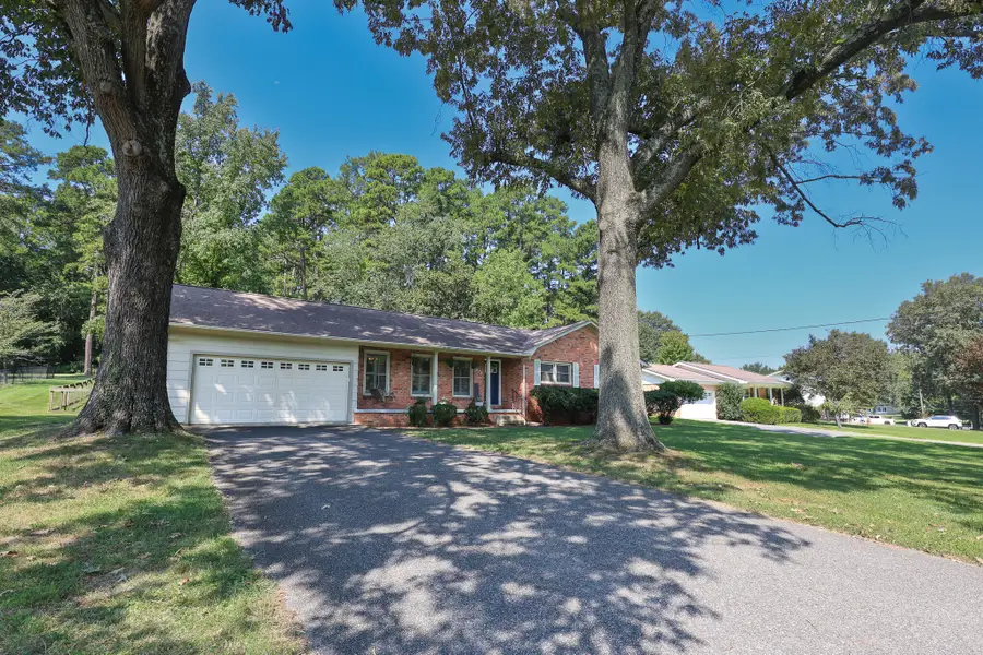 211 Springwell Lane, Paducah, KY 42001 - #2