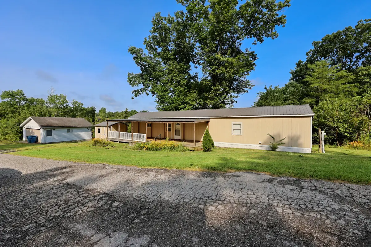 353  Mcfarland Drive, Corinth, KY 41010 - #1