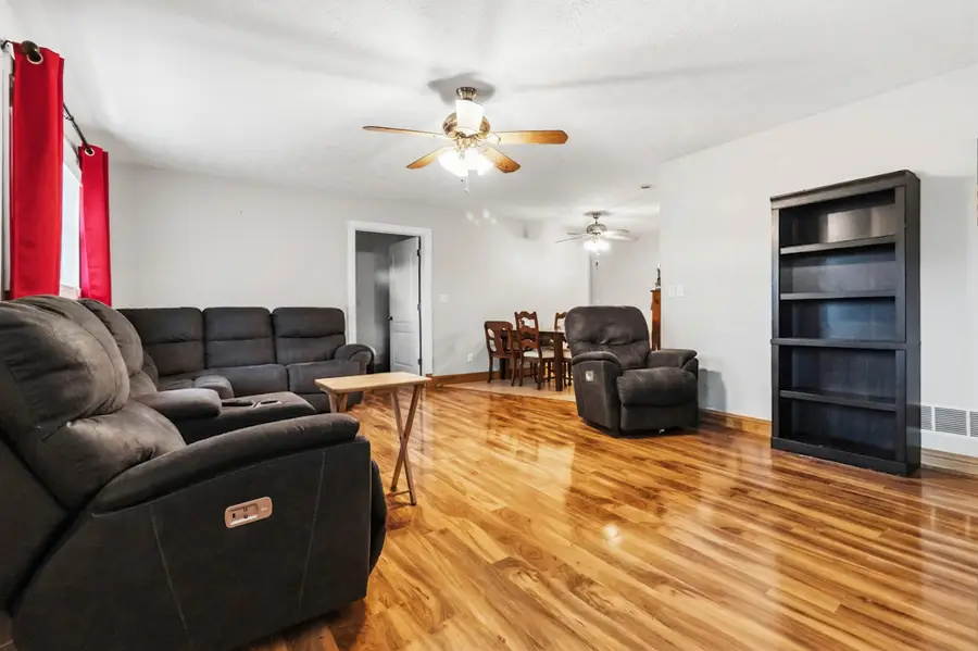 137 Butcher Estates Road, Russell Springs, KY 42642 - #3