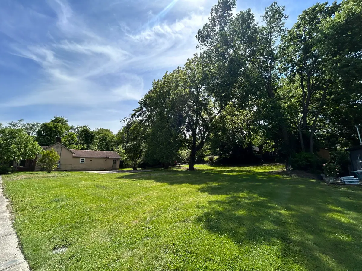 102-106 Admirals Landing, Frankfort, KY 40601 - #1