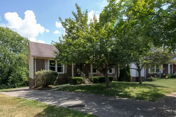 4904 Denmoor Court, Lexington, KY 40513