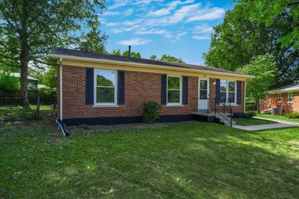 1893 Radcliffe Court, Lexington, KY 40505