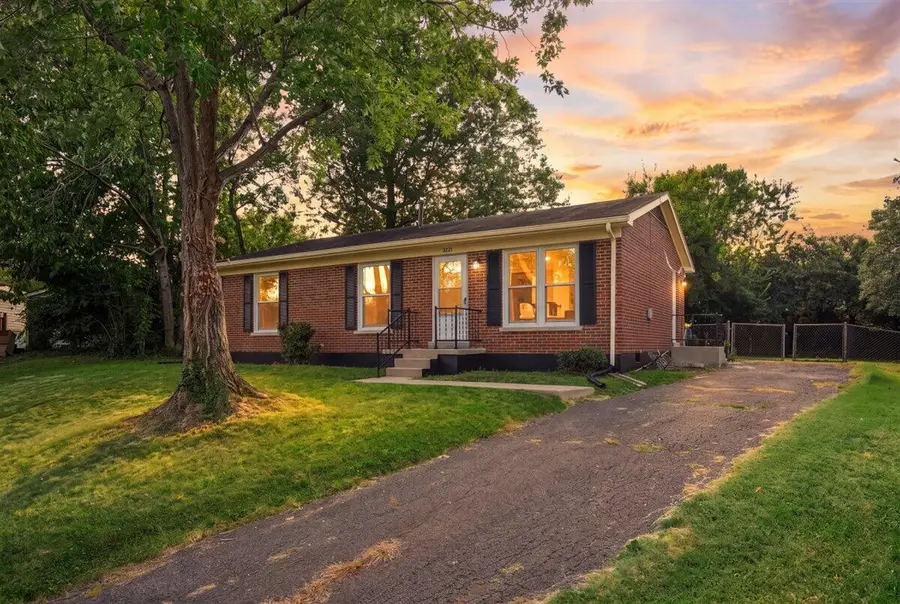 1893 Radcliffe Court, Lexington, KY 40505 - #2