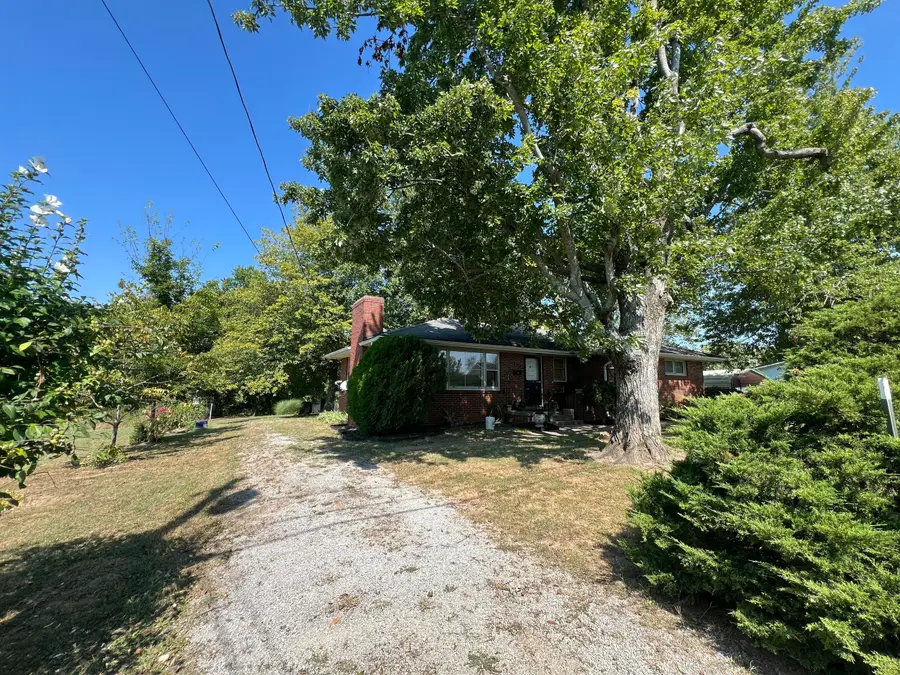 237 Center Street, Princeton, KY 42445 - #2