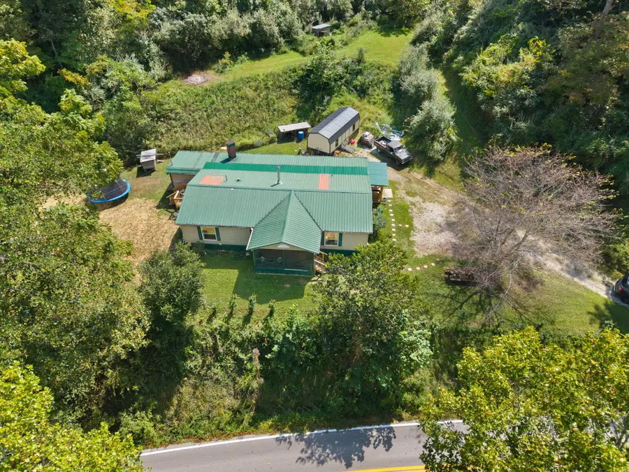 2724 2724 State Route 580, Oil Springs, KY 41238 - #3