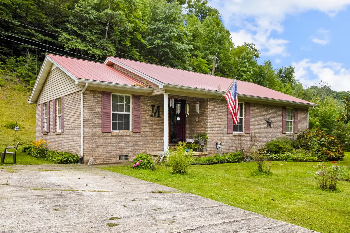 156 J C Osborne Boulevard, Hyden, KY 41749 - #1