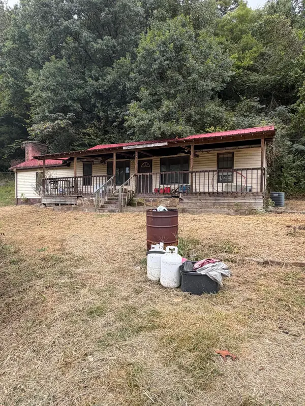 9845 Highway 987 Brownies Creek Road, Miracle, KY 40856