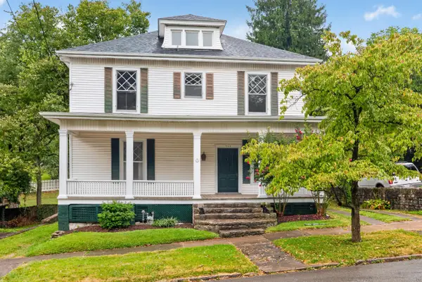 302 N 3rd Street, Danville, KY 40422