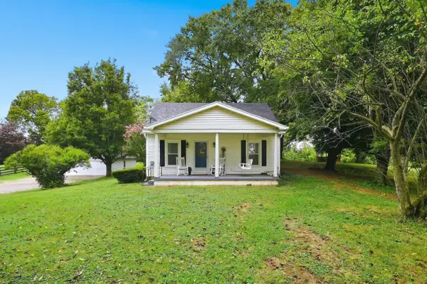 1237 Kentucky 392, Cynthiana, KY 41031