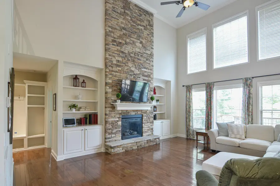 132 Sunningdale Drive, Georgetown, KY 40324 - #3