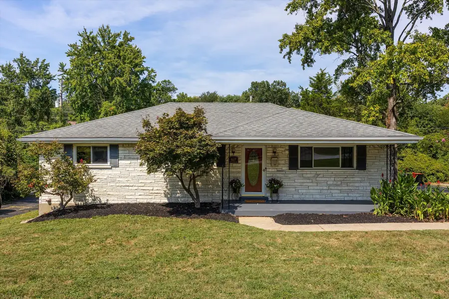 1617 Whippoorwill Road, Louisville, KY 40213 - #3